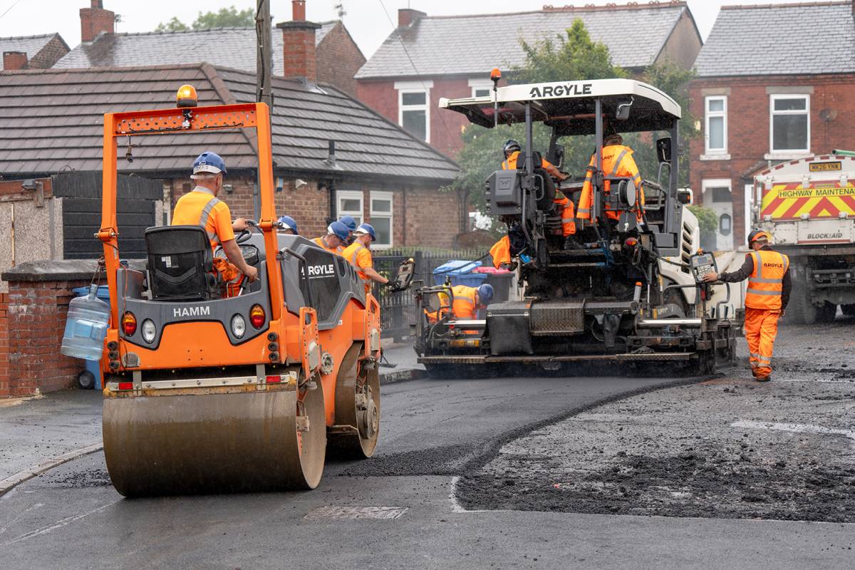 “Keeping our roads safe is essential”: Greater Manchester launches £60m pothole fund to repair 125 km of roads and footpaths across 10 boroughs