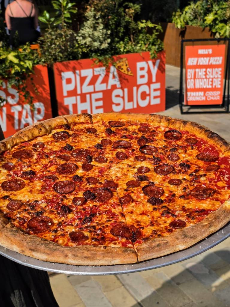 nell's do you roni, honey? pizza pie