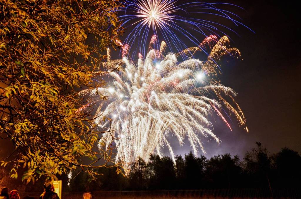 heaton park fireworks returning