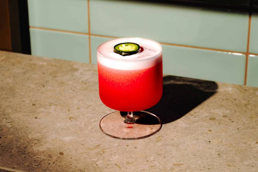 pink moon cocktail