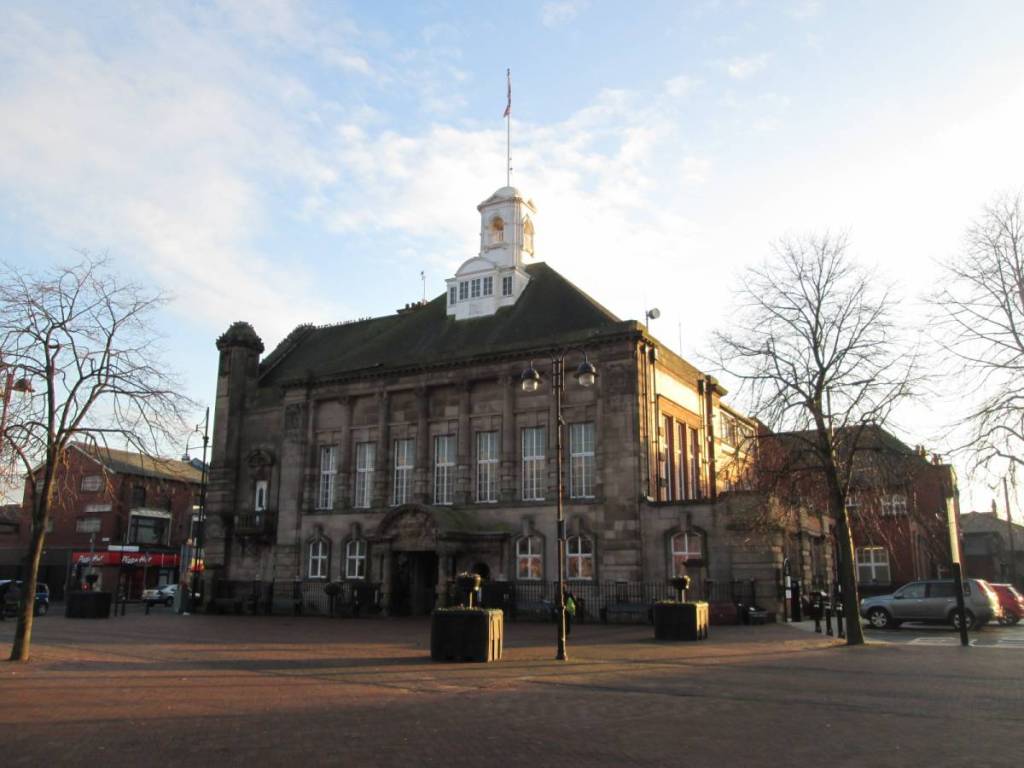leigh town hall split up manchester