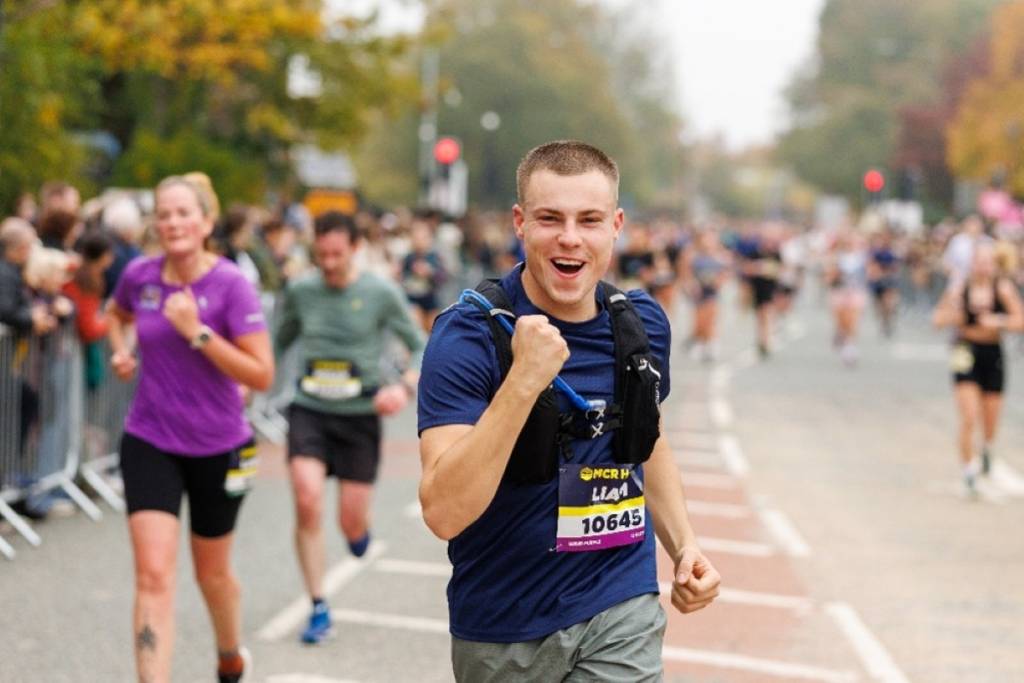 asics manchester half marathon runner