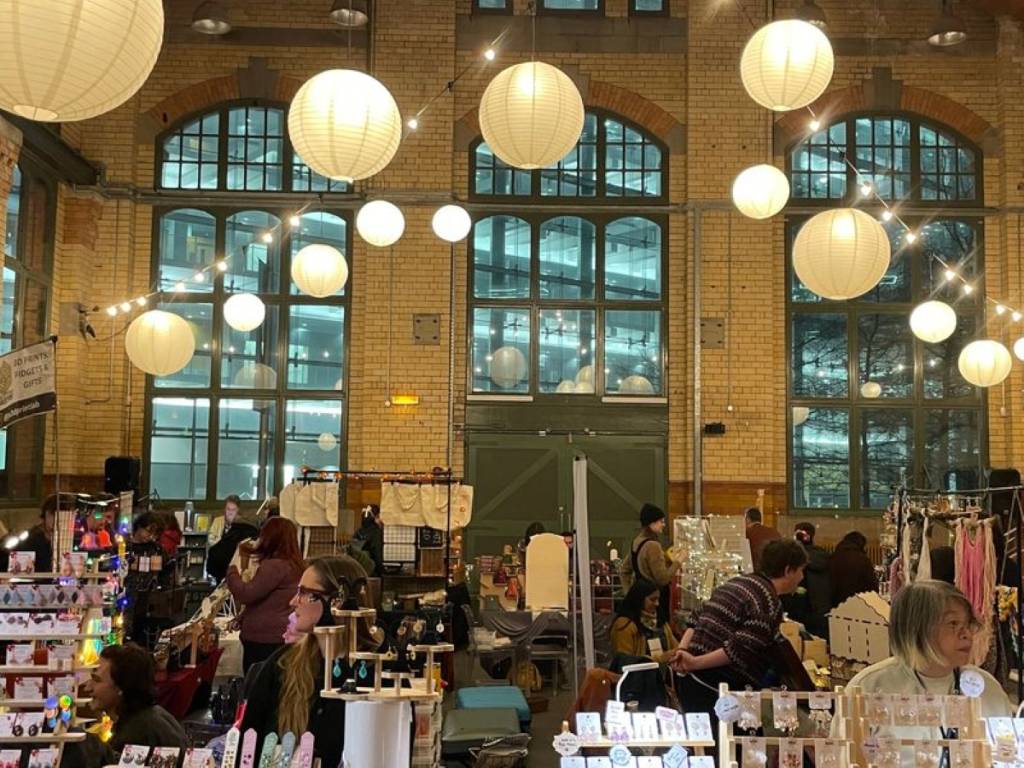 phm engine hall winter makers market
