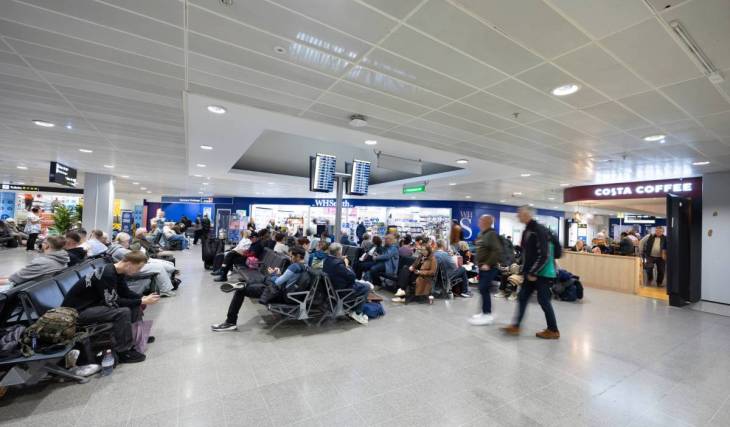 Ryanair passengers at Manchester Airport set for roomier departure lounge as multimillion-pound overhaul adds 2,000 square metres of space by 2028