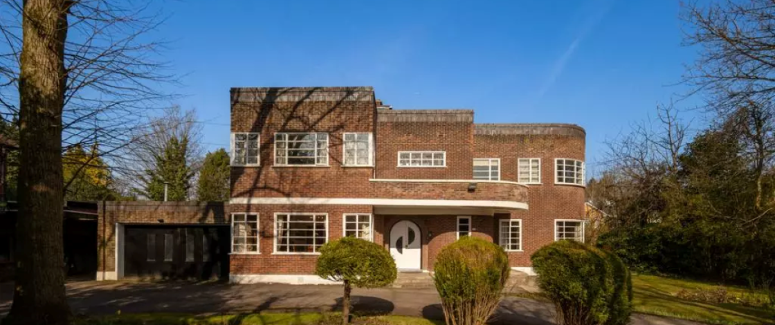 In 1935, a pioneering architect built a Streamline Moderne home in Salford; after surviving 91 years with its original wall panelling & geometric glazing, it has been listed Grade II to protect it forever