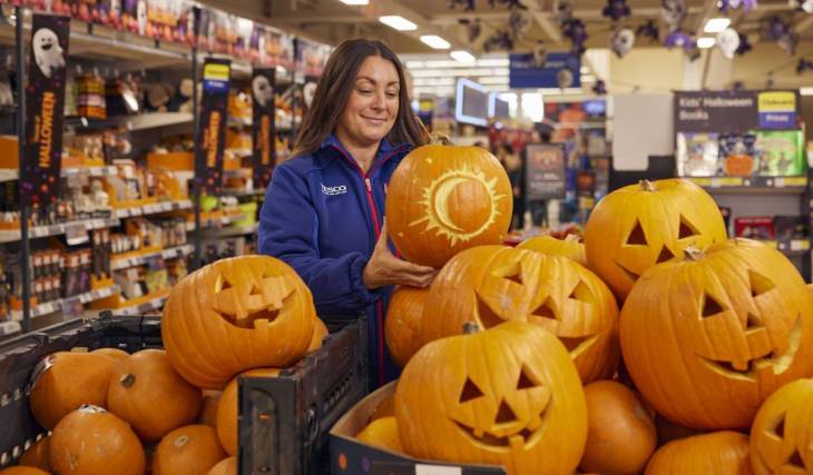 Tesco Stockport Extra will hand out free pre-carved Halloween pumpkins for just two hours on Tuesday, with no purchase needed