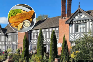 In 1759, three men met inside Worsley Old Hall to plan Britain’s first industrial canal; the historic pub is now complete with manicured gardens, original fireplaces, and classic fish and chips