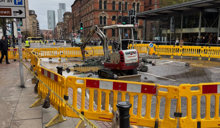 Manchester travel alert as burst water main shuts Piccadilly Gardens and Portland Street, diverting 29 bus routes ahead of City match and Co-op Live gig
