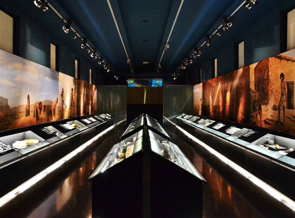 Una de las salas de exposición permanente del Museo Arqueológico de Alicante