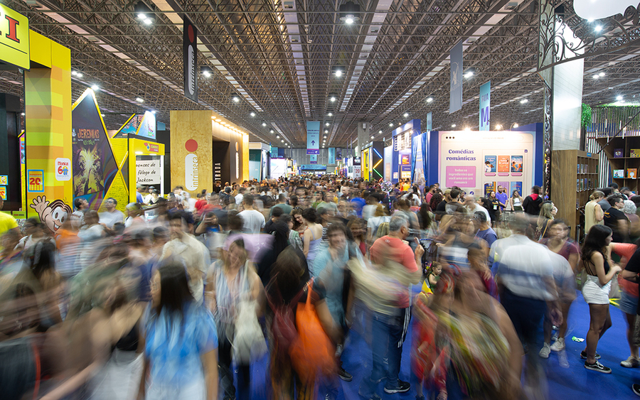bienal do livro do paraná