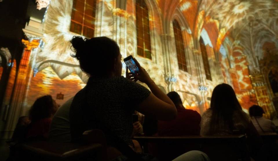 Abre ‘Genesis’ en Granada: el espectáculo de luz inmersivo sobre la creación de la Tierra