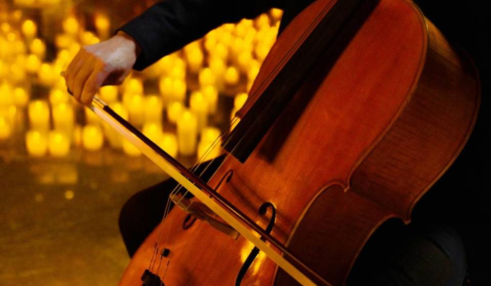 Os apaixonados por música vão se encantar com estes concertos iluminados por velas que trazem tributos inesquecíveis a Goiânia