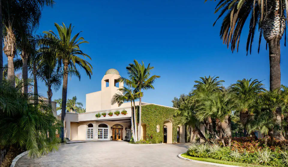 This Storied California Resort Hides a Cellar Where John Wayne Hosted High-Stakes Poker Games — And You Can See Candlelight Concerts