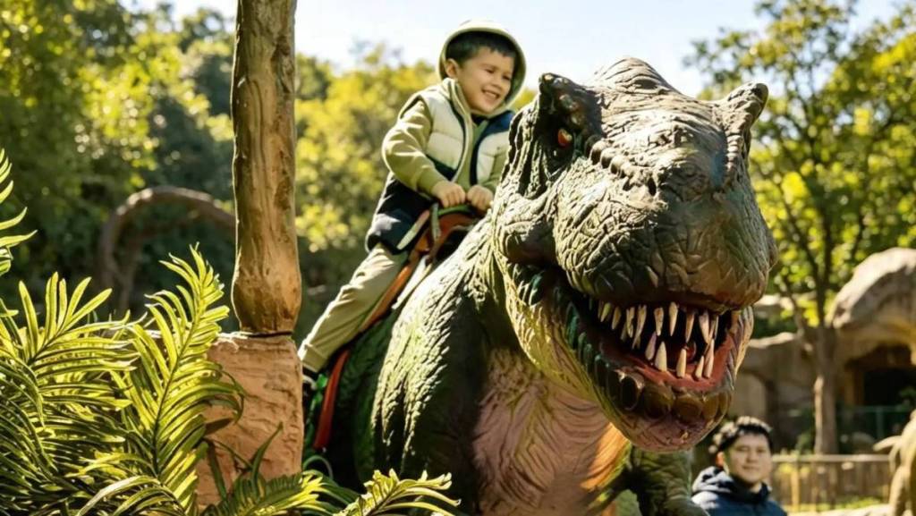 Dino Aventura
