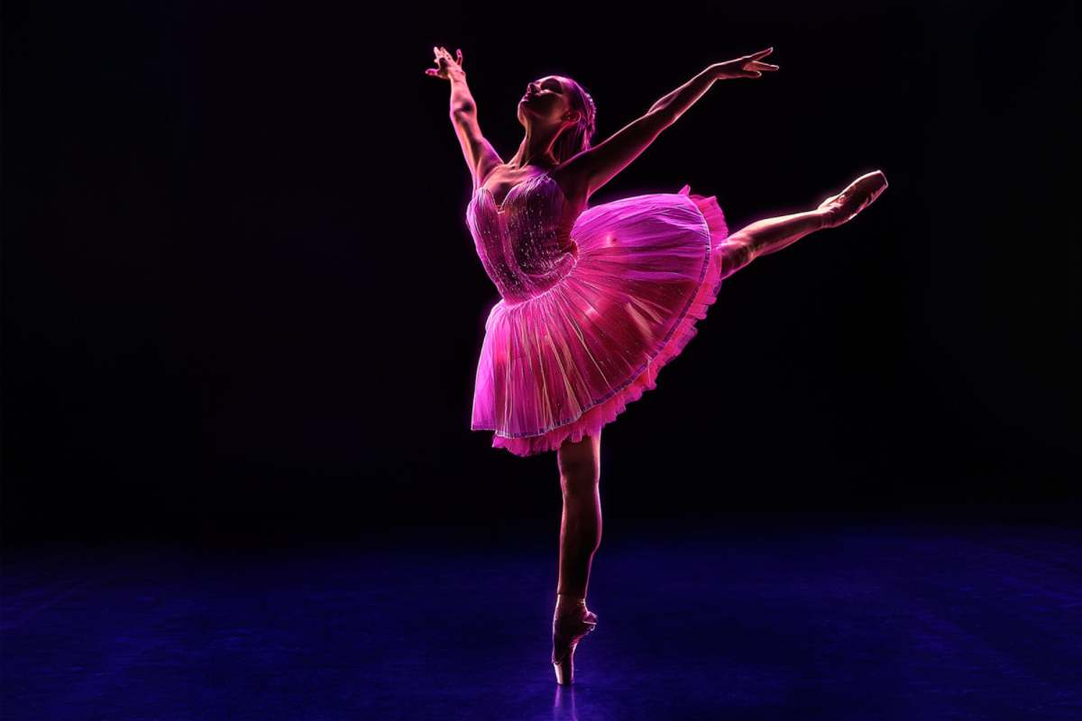 Une danseuse de ballet performant pour la Belle au bois Dormant
