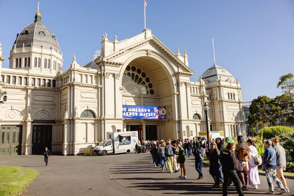 outside the Royal Exhibition Building with people approaching to enter the Makers and Shakers Market