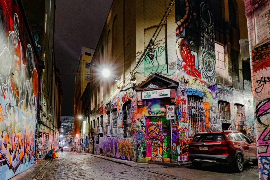 Hosier Lane at night