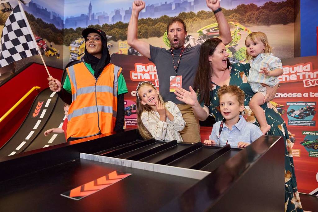 family cheering at LEGOLAND Discovery Centre