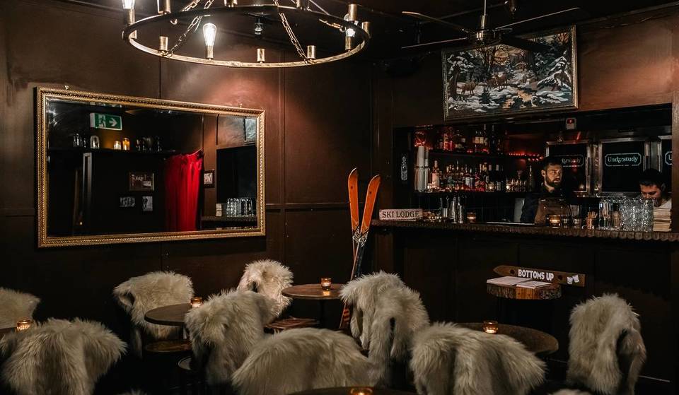 This Hidden Bar In Melbourne Has Transformed Into An Après-Ski Haven With Cosy Cocktails, Chocolate Fondue And More
