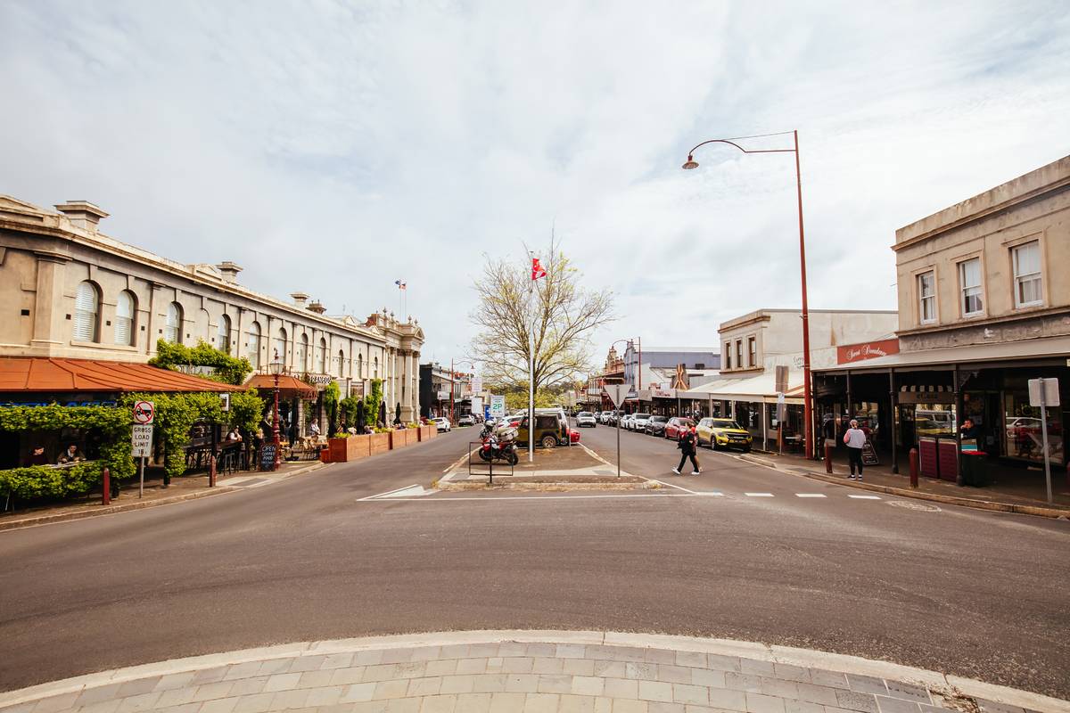 Charming main street in Daylesford, Victoria, showcasing historic buildings and a quaint town atmosphere