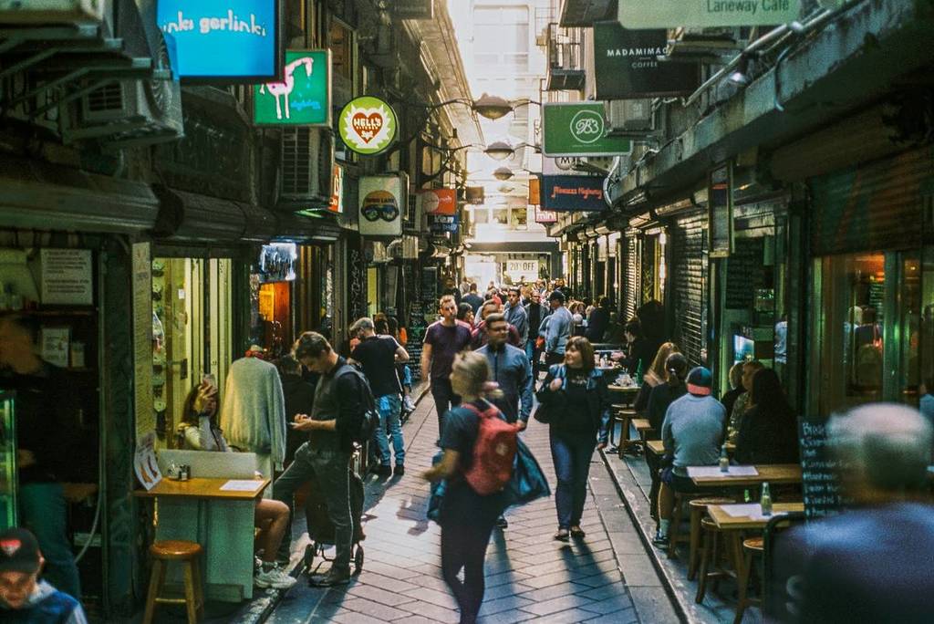 people walking down the busy Centre Place laneway in Melbourne
