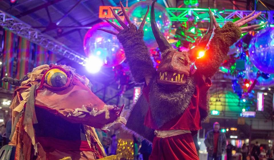 The Fringe Flavours Night Market Will Make Wednesdays A Little More Thrilling With Pop-Up Shows, Street Food And More