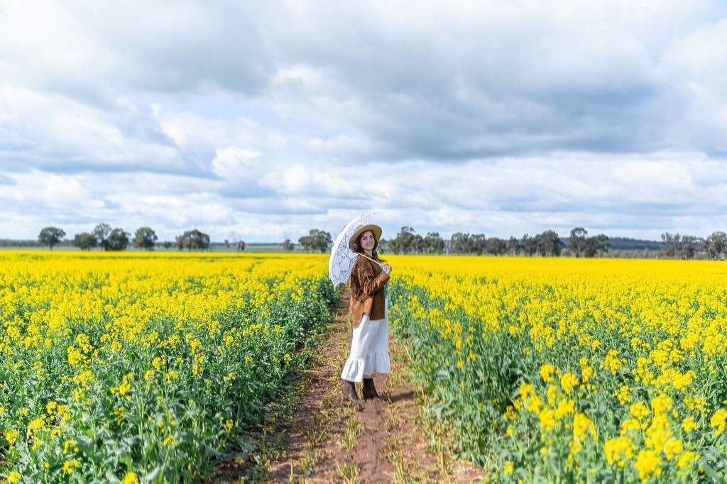 The Most Enchanting Flower Festivals To See Around Melbourne And Victoria This Spring