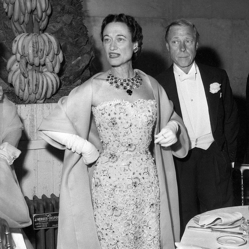 Wallace Simpson wearing a Cartier necklace