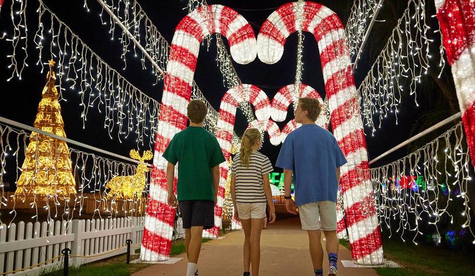This Sparkling Christmas Wonderland 90 Minutes Away From Melbourne Is Now Glowing With Over 3.3 Million Lights