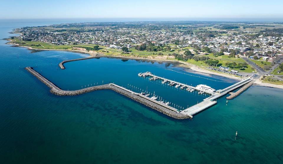 The ‘Mussel Capital Of Australia’ Is A Victorian Coastal Town That’s Just 90 Minutes Away From Melbourne