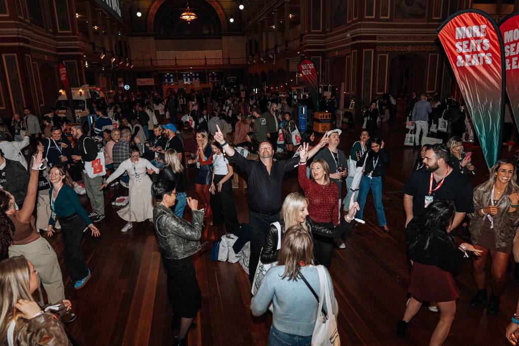 People dancing at MOULD x PINOT PALOOZA