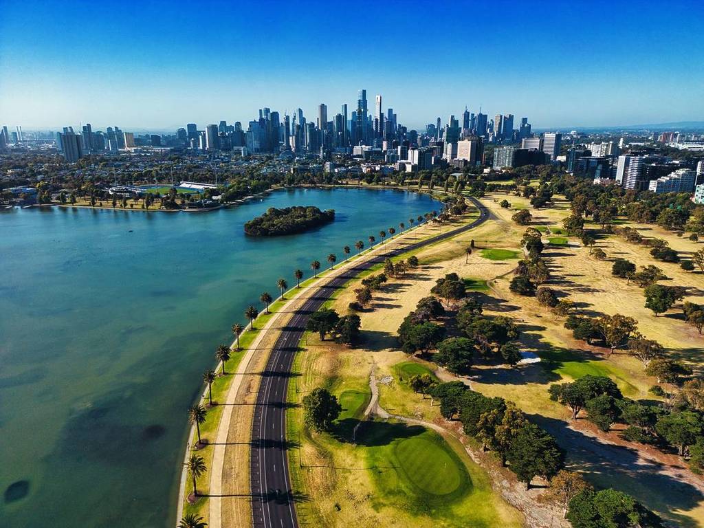 melbourne road traffic in victoria