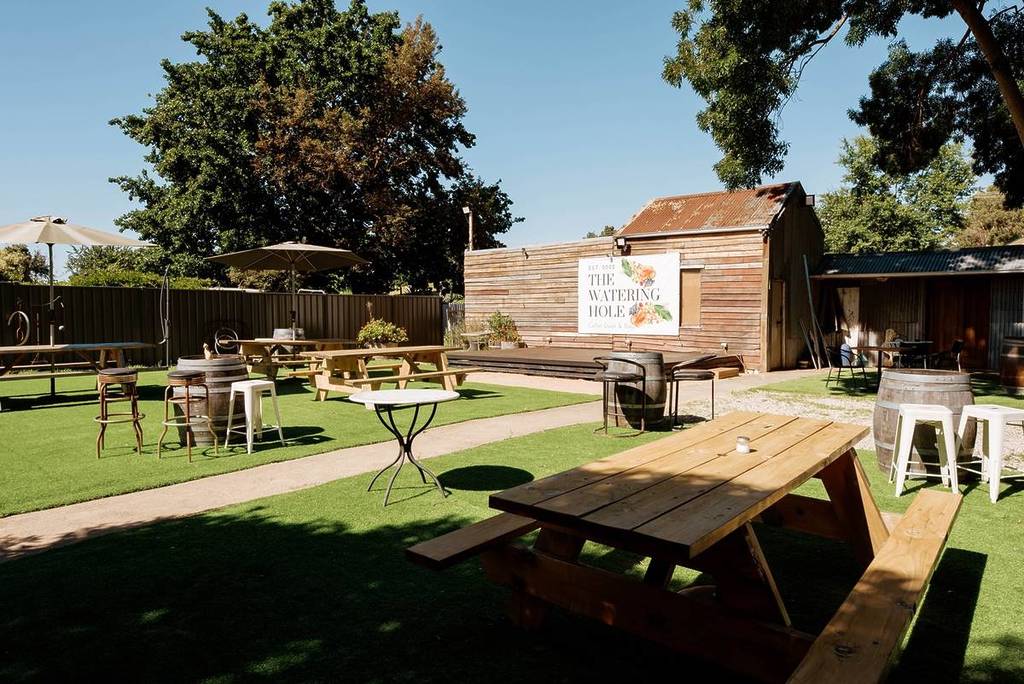 watering hole eatery in heathcote