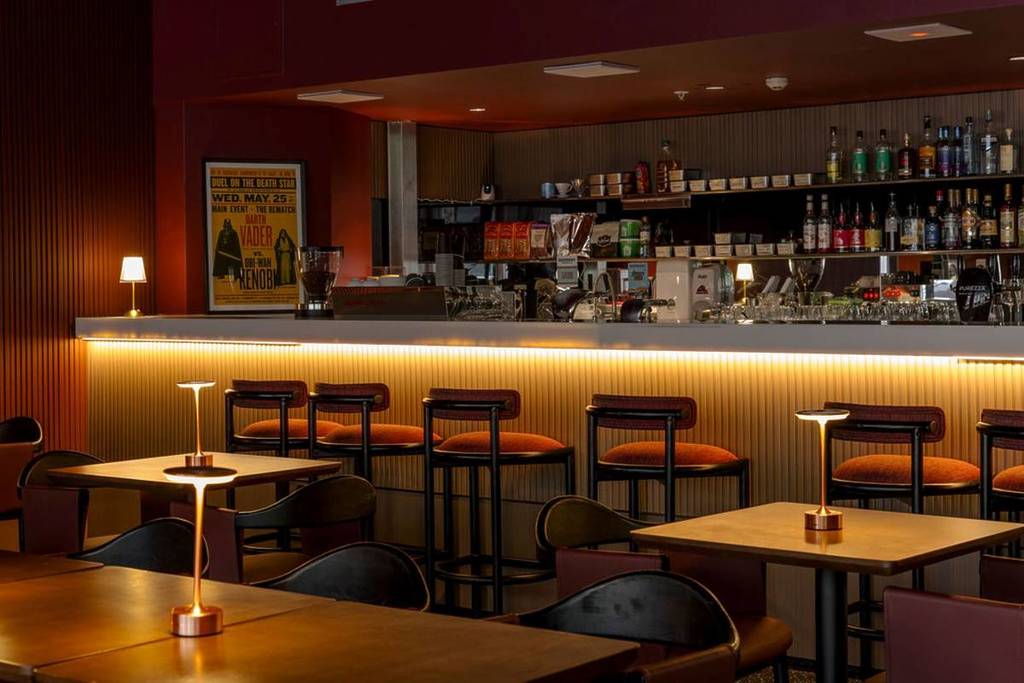 bar at common cuts