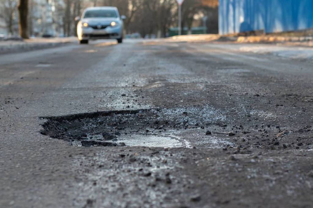 potholes in roads melbourne