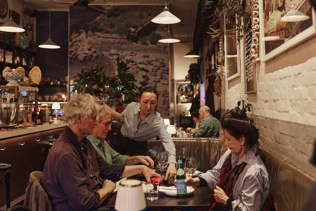 people receiving food at Bar Lourinhã