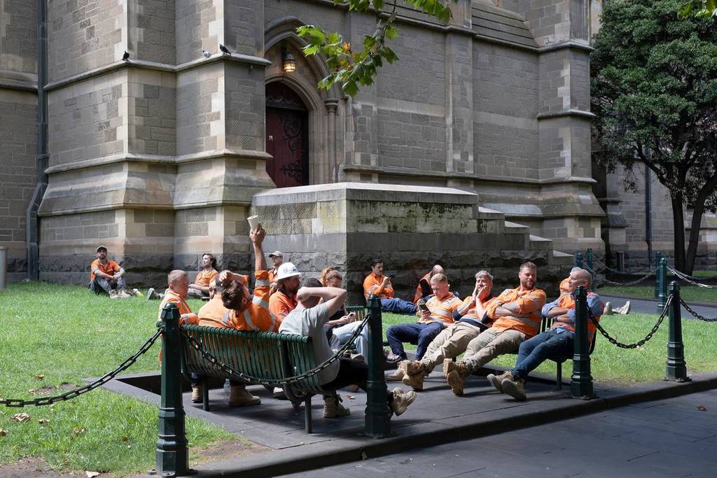 victoria government budget for tradies working in melbourne