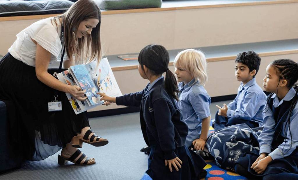 victorian teacher with kinder students in australia