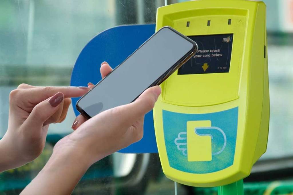vic trains tap and go