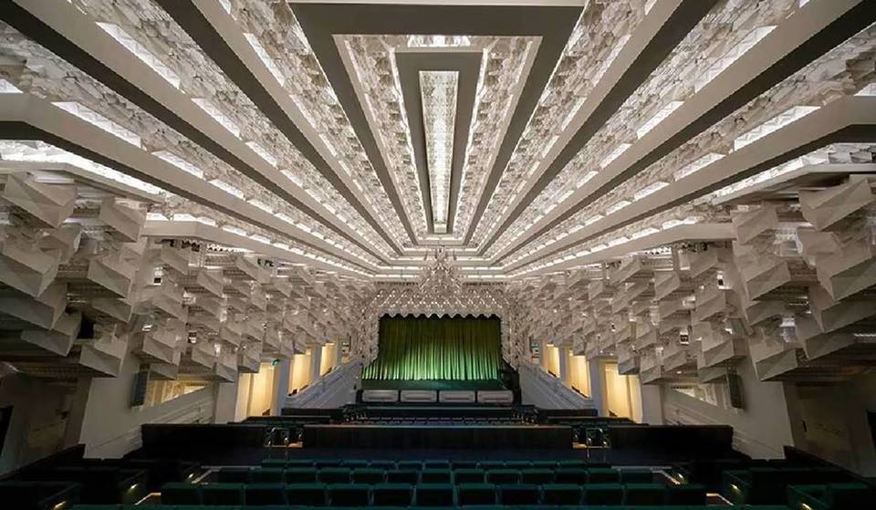 Melbourne’s oldest picture palace has been fully restored by RMIT, featuring a massive digital matrix ceiling and sparkling live shows