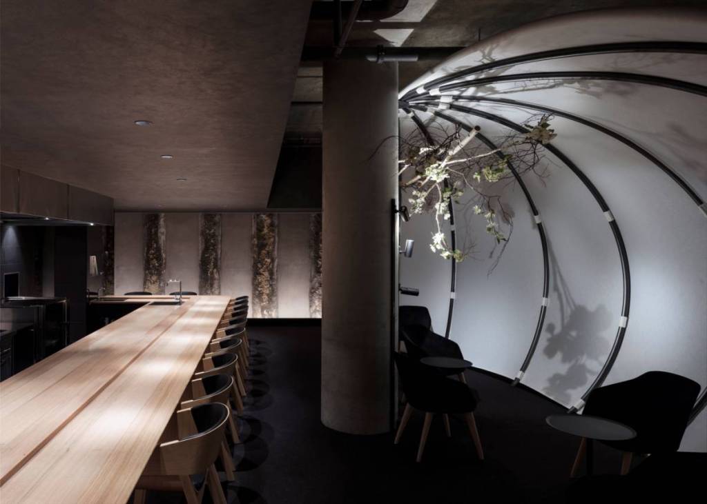 inside Ishizuka restaurant