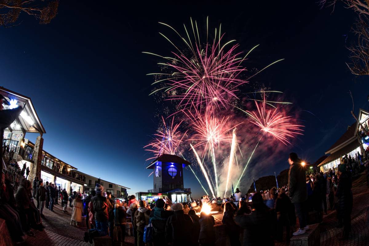 This mountain town in Victoria is turning their village square into a European-style Christmas market, complete with mulled wine and fireworks