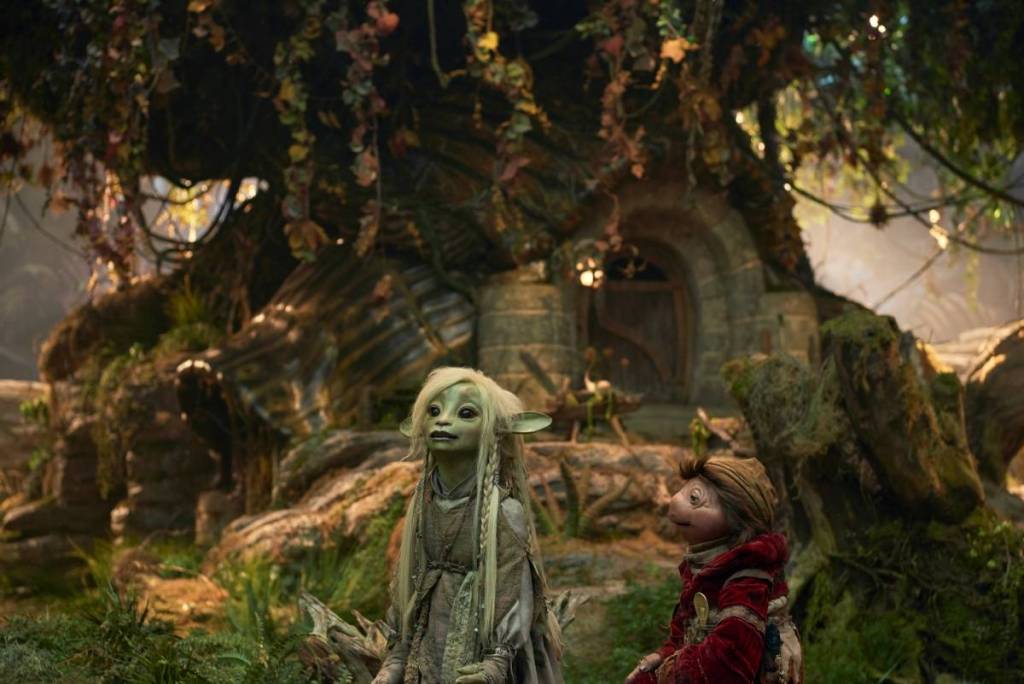 two characters from The Dark Crystal