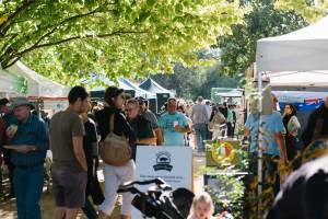 This charming town just 1 hour from Melbourne was named in the ‘top 3 farmers market towns in the world’ alongside Rome — with 90 stalls and free entry this weekend