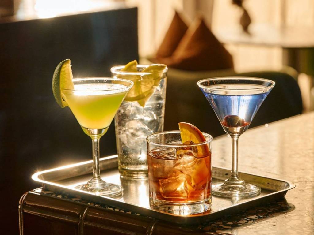 happy hour cocktails at langlands restaurant & bar at hyatt in melbourne