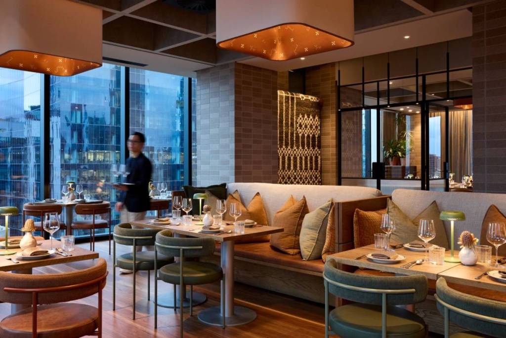 langlands restaurant & bar at hyatt in melbourne
