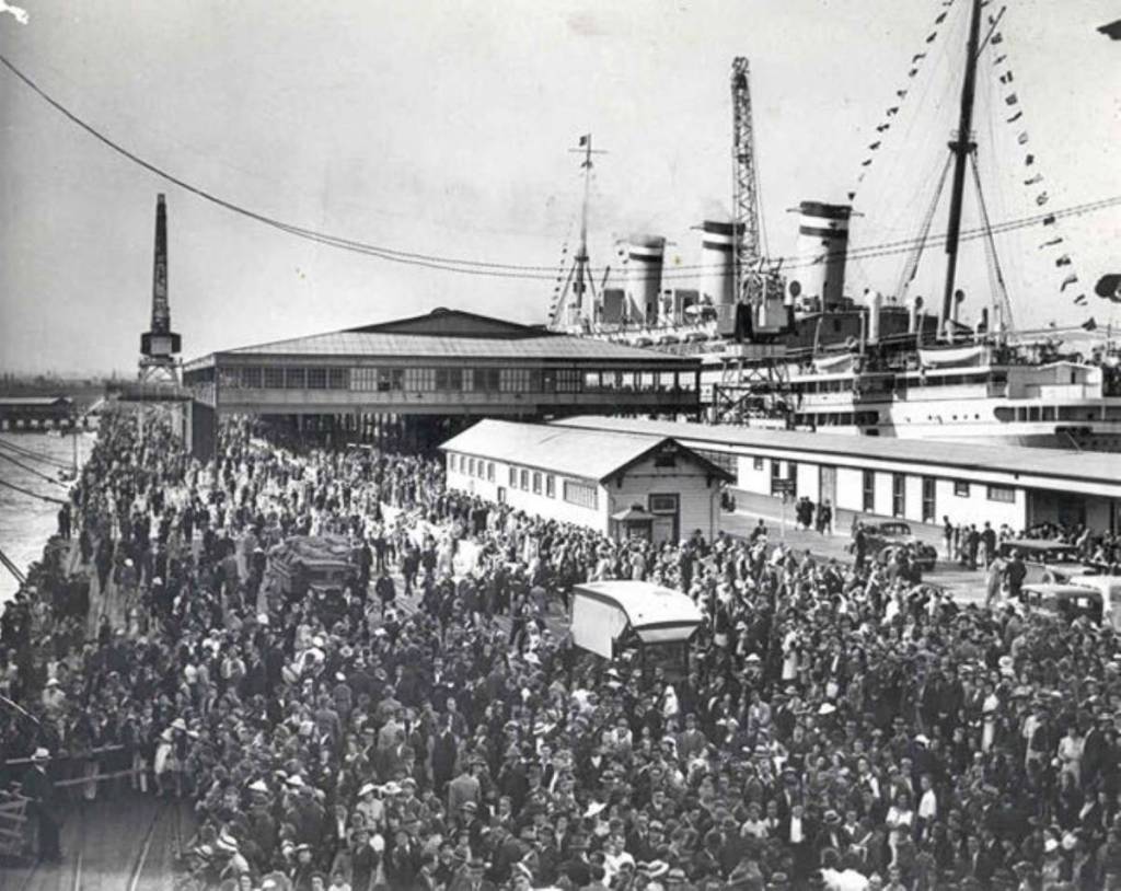 old 1854 station pier in melbourne, pictured before reopening