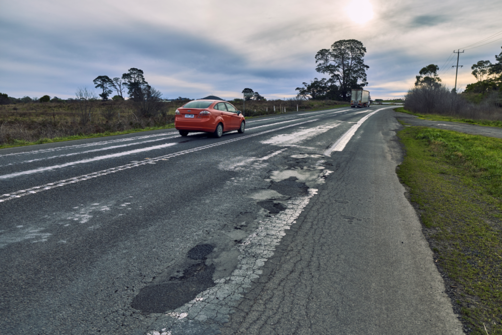 car driving along Princes Highway between Colac and Camperdown