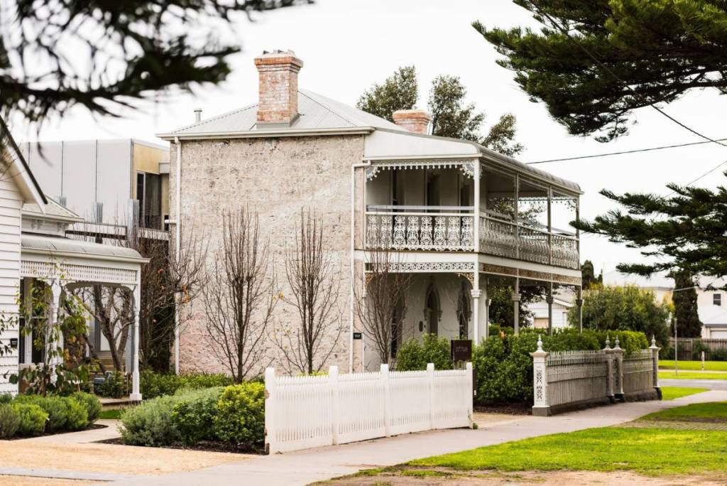 exterior of the Drift House in Port Fairy