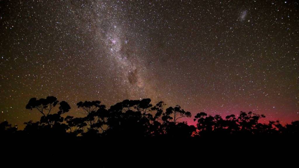 stargazing at Little Desert National Park in Victoria